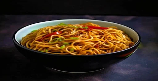 Veg Chilli Garlic Noodles - Serves 1