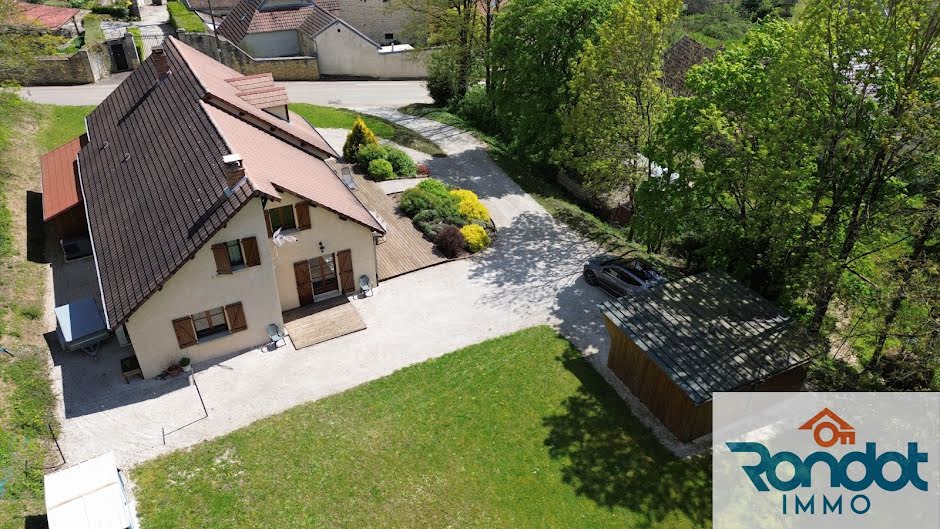 Vente maison 8 pièces 200 m² à Dampierre-et-Flée (21310), 340 000 €