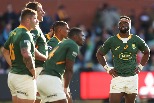 Springbok captain Siya Kolisi and his teammates looks dejected during the Rugby Championship match against Australia at Adelaide Oval on August 27, 2022 in Adelaide, Australia.