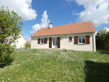 maison à Bazoches-les-Gallerandes (45)