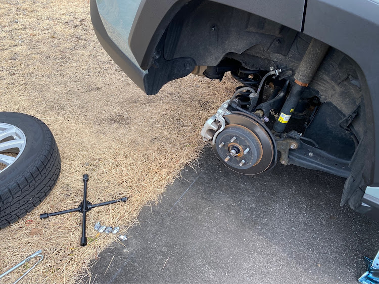 RAV4のＤＩＹ・JAOSマッドガード・RAV4乗りさんと繋がりたい・オフロード・rav4adventureに関するカスタム事例の投稿画像1枚目