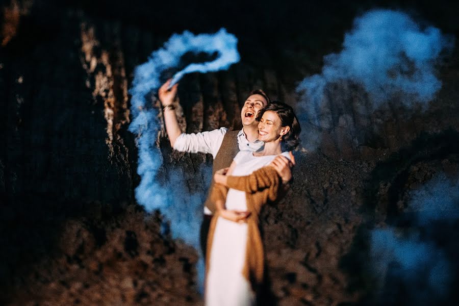 Wedding photographer Evgeniy Simdyankin (photosimdyankin). Photo of 27 January 2019