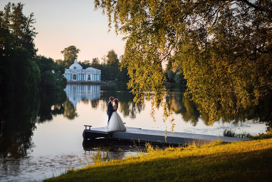 Jurufoto perkahwinan Svetlana Carkova (tsarkovy). Foto pada 21 Ogos 2015