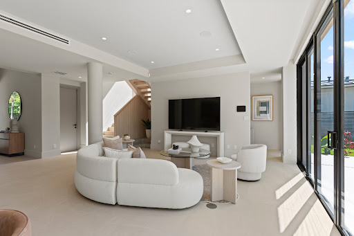 Property purchase in Miami (United States) with pool