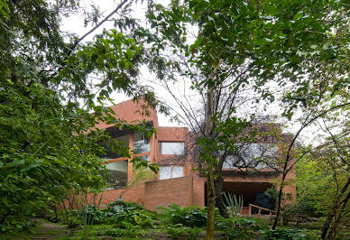 Maison avec jardin et terrasse 1