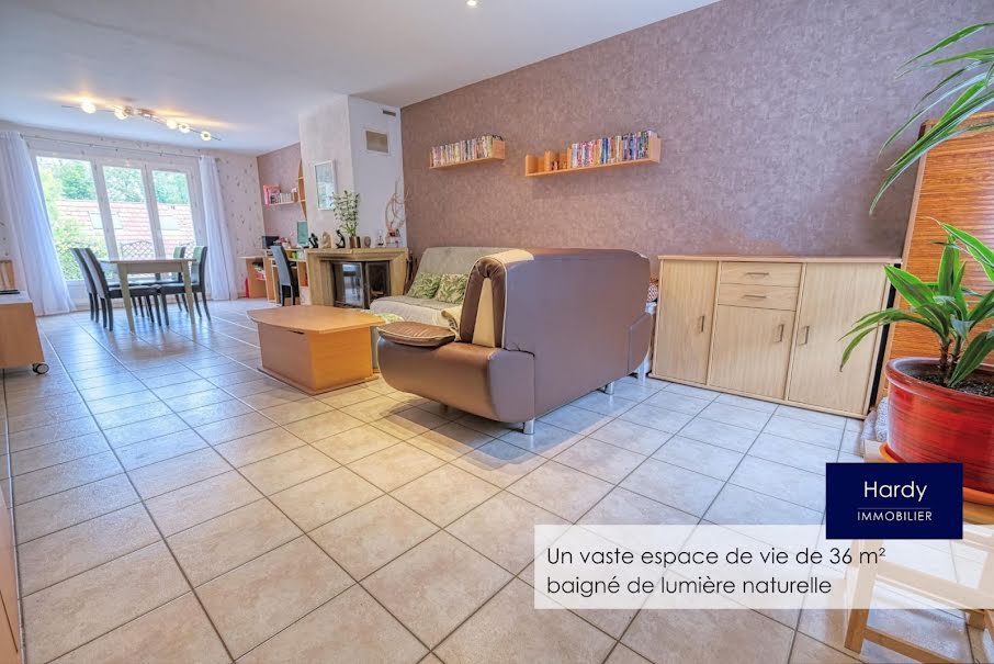 Vente maison 5 pièces 94 m² à Menucourt (95180), 329 000 €