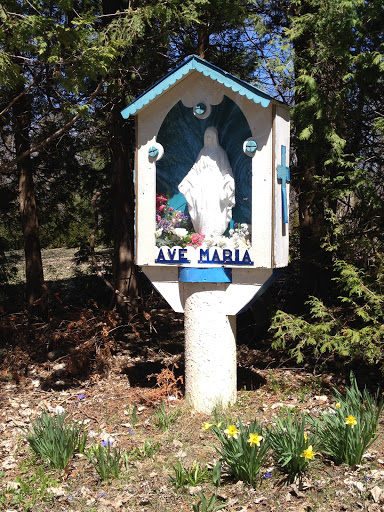 Ave Maria Statue