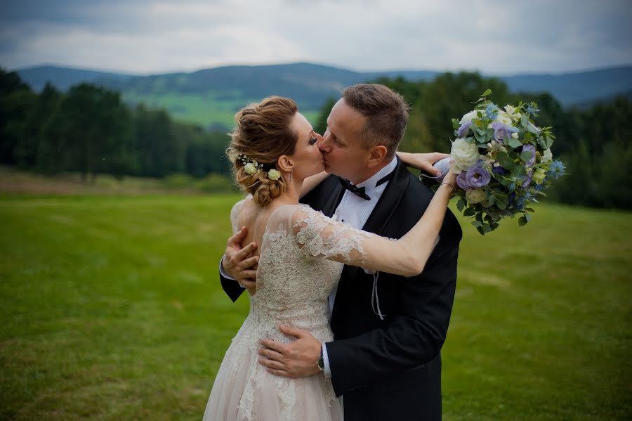 婚礼摄影师Maciej Knapa（maciejknapa）。2018 4月10日的照片