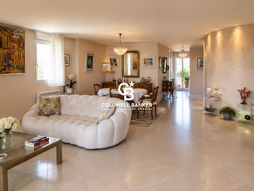 Apartment with terrace 4