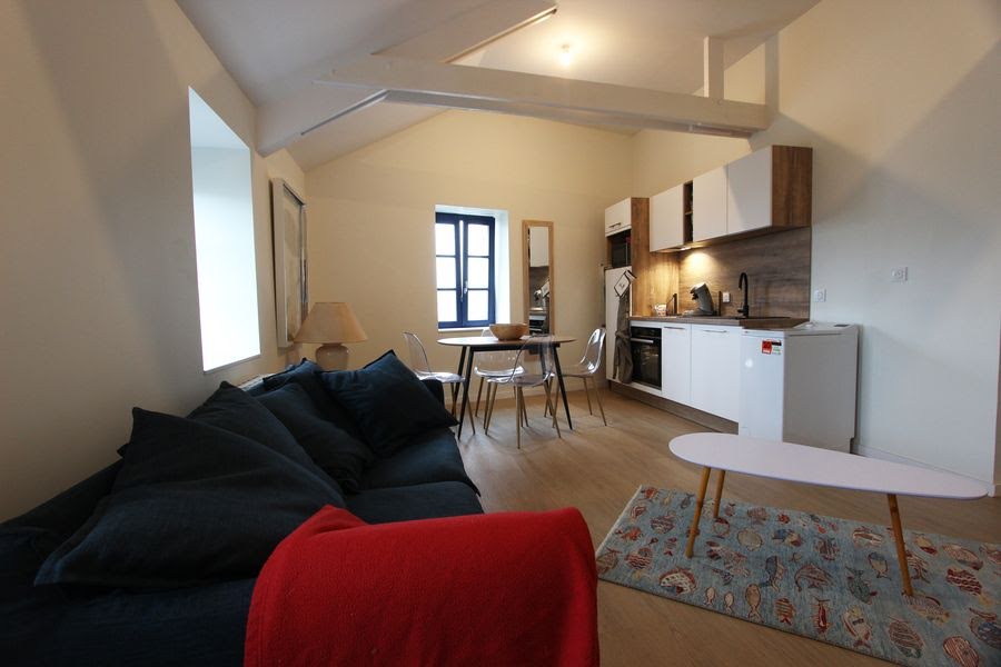 Location meublée appartement 3 pièces 50 m² à Concarneau (29900), 850 €