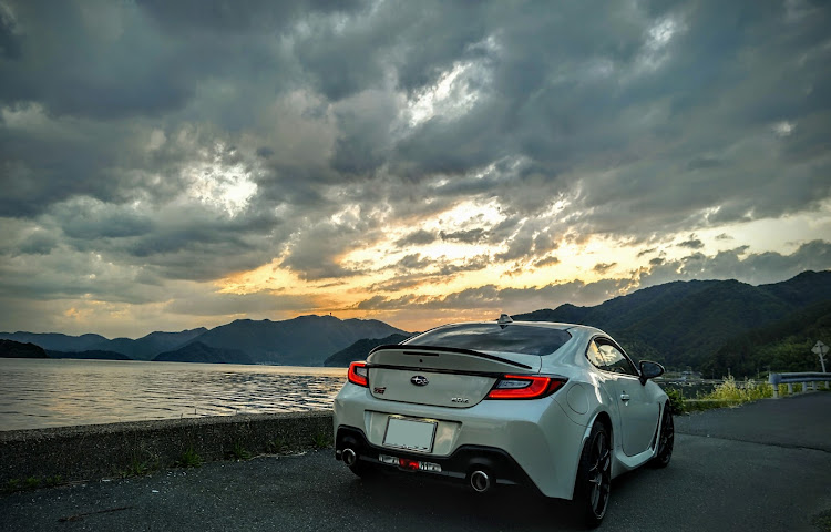 BRZのお仕事終わりの癒し時間.ﾟ+.(´∀｀*).+ﾟ.・サンセットshot🌇・モード反転！？⚠…　裏コード👐🏁🔥🐝??・来週末は…　丹後ラリー🏁🔥🥳・ワインディングは楽しいな🚙🏁に関するカスタム事例の投稿画像15枚目