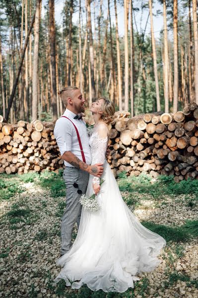 Fotógrafo de casamento Vitaliy Kozin (kozinov). Foto de 25 de novembro 2021