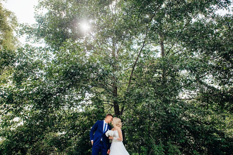 Fotógrafo de casamento Aleksandr Sinelnikov (sinelnikoffoto). Foto de 14 de setembro 2017