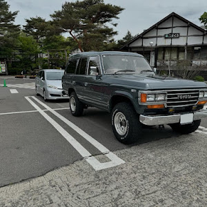 ランドクルーザー60 HJ60V