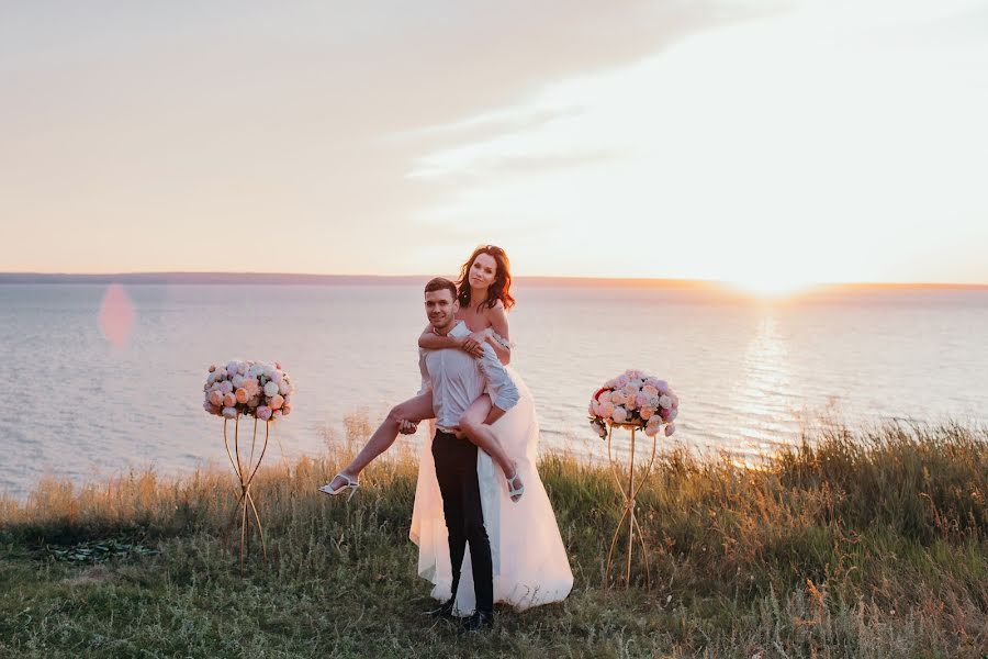 Fotógrafo de casamento Vika Babiy (vicababii). Foto de 24 de junho 2020