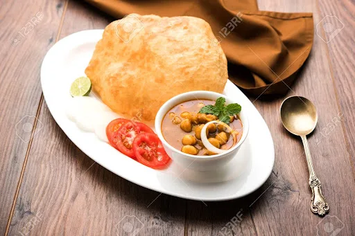 Dilli Wale Chole Bhature