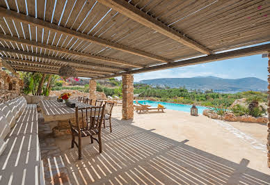 Apartment with terrace and pool 4