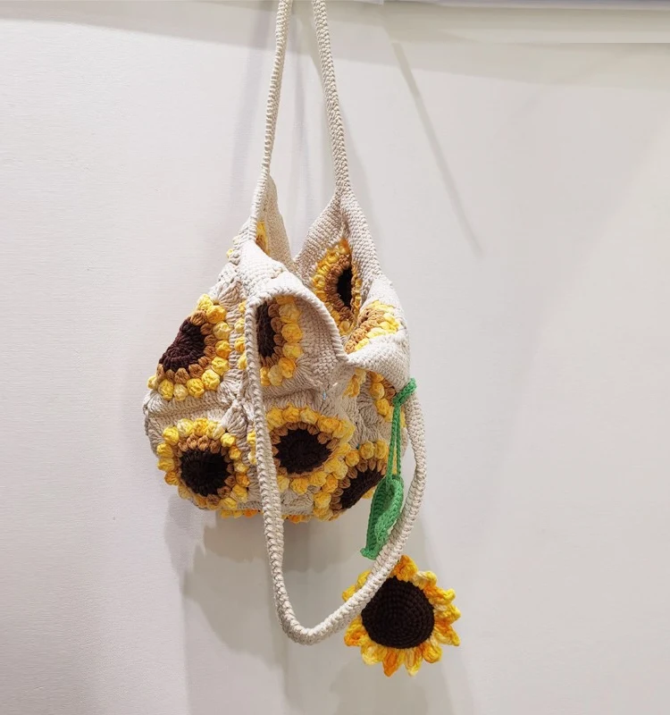 Kit de Matériaux pour Sac à Épaule Tournesol 3D Tissé en Laine DIY, Créez Votre Propre Sac Unique et Fait Main.