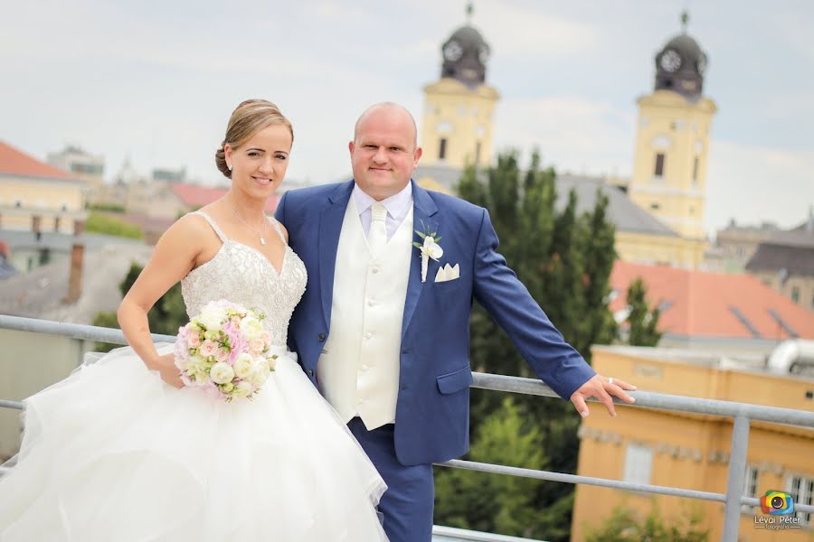 Nhiếp ảnh gia ảnh cưới Péter Lévai (lpfotovideo). Ảnh của 24 tháng 2 2019