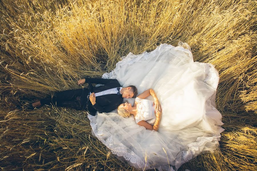 Fotógrafo de casamento Natalya Yakovleva (yan-foto). Foto de 4 de outubro 2017