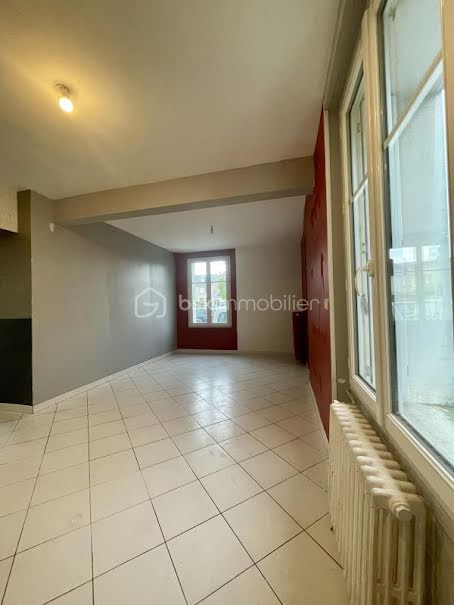 Vente maison 5 pièces 130 m² à Saint-Pierre-des-Corps (37700), 260 000 €