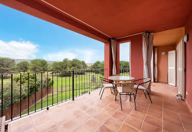 Apartment with terrace and pool 2