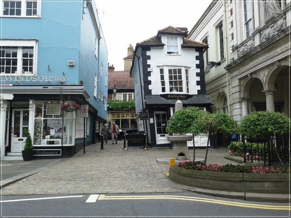 Crooked House of Windsor, a casa torta de Windsor