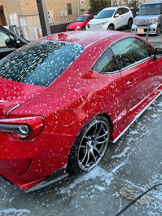 86の洗車・ボンピン取付・DIYに関するカスタム事例の投稿画像2枚目