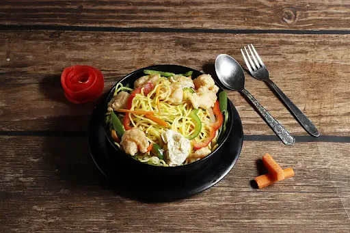 Prawns Hakka Noodles