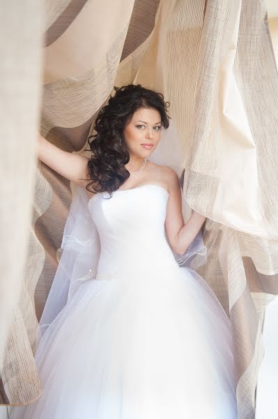 Wedding photographer Alfiya Korobova (photoamore). Photo of 28 February 2014