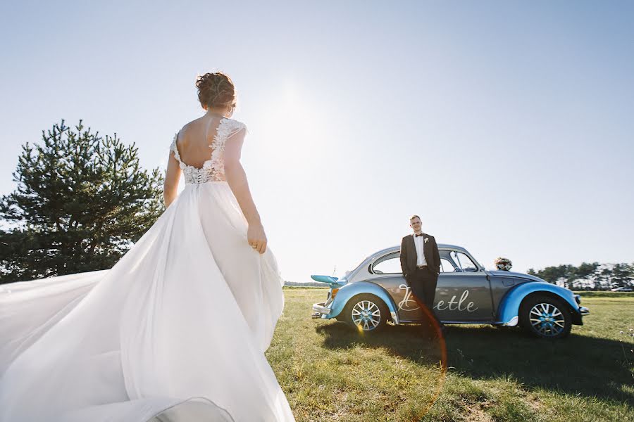 Fotógrafo de casamento Pavel Nenartovich (nenik83). Foto de 29 de agosto 2016