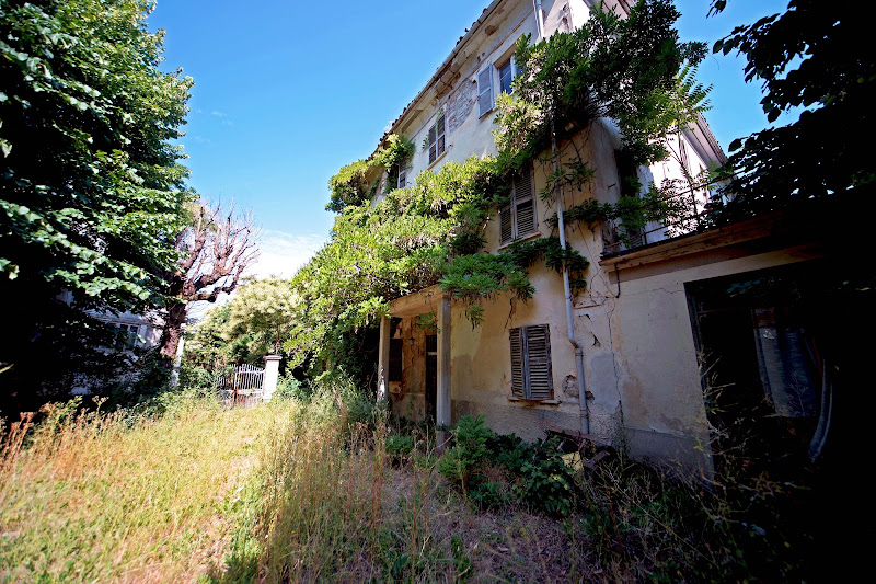 Una Villa Di Acqui Terme di cesare carusio