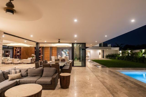 Maison avec piscine 3