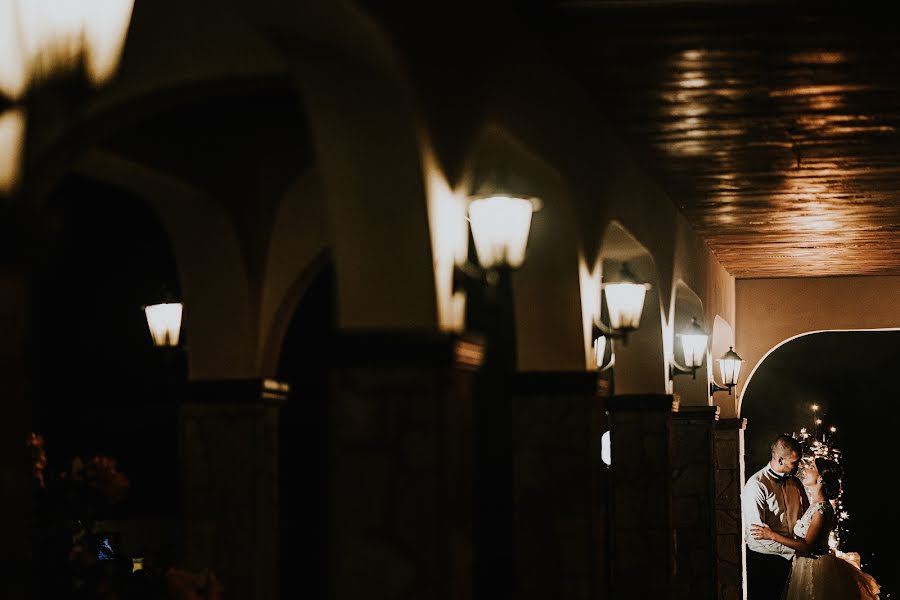 Fotografer pernikahan Rosen Genov (studioplovdiv). Foto tanggal 19 Juli 2019