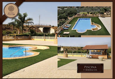 Villa with pool and terrace 4