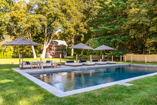 Property with garden 4