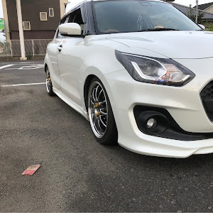 スイフト ZC83S