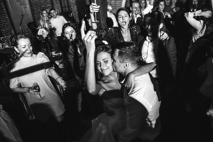 Hochzeitsfotograf Maksim Vegas (relastart). Foto vom 11. Oktober 2020