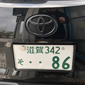 カローラツーリング ZWE211W