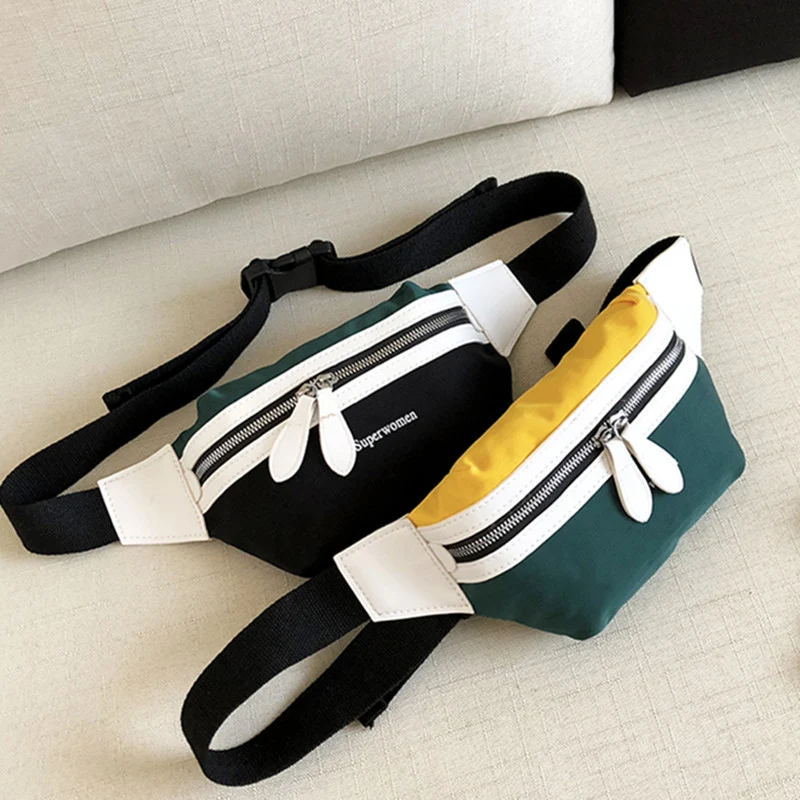 Sac bandoulière coréen mode avec poches, motifs colorés et polyvalent. Parfait pour le style urbain et décontracté, pratique et tendance.