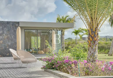 Villa with garden and terrace 5