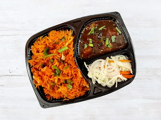 Veg Schezwan Rice With Manchurian Gravy