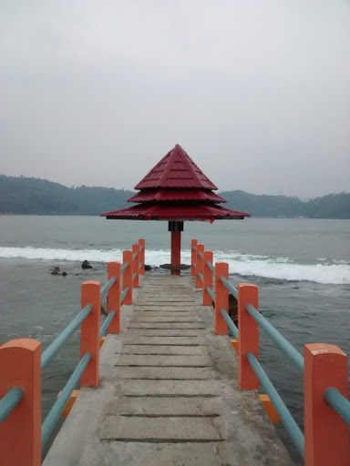 The Gazebo Pantai Carocok 2