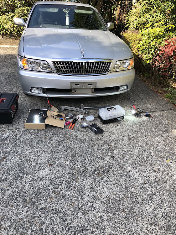 ローレルのDIY・フォグランプHID化・配線加工に関するカスタム事例の投稿画像3枚目