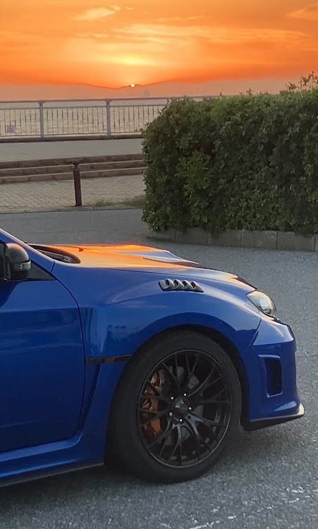 インプレッサ WRX STIの桜と愛車・夕日に輝くあなたの愛車・桜コラボもラストチャンス💨・今年は晴れて良かった✨・teamBOXERに関するカスタム事例の投稿画像17枚目