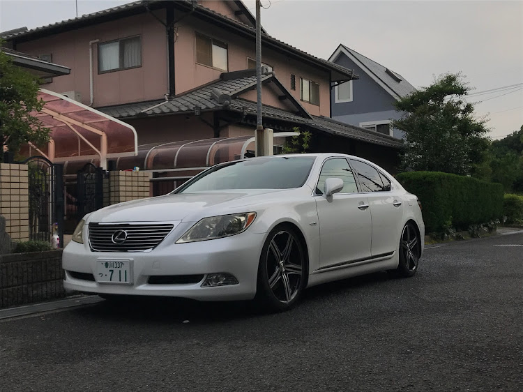 LSの洗車に関するカスタム事例の投稿画像1枚目