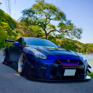 NISSAN GT-R R35