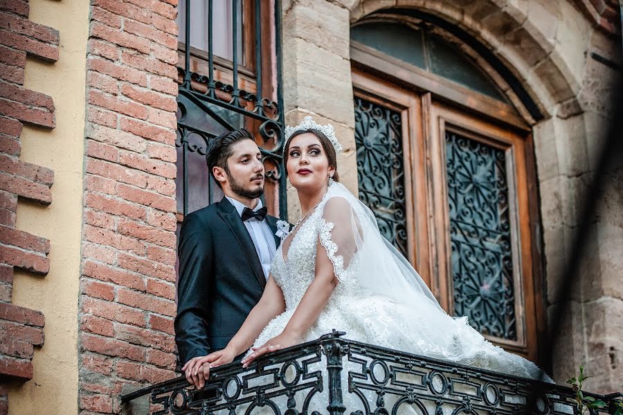 Photographe de mariage Τανζού Oυγιούρ (portrait). Photo du 16 août 2021