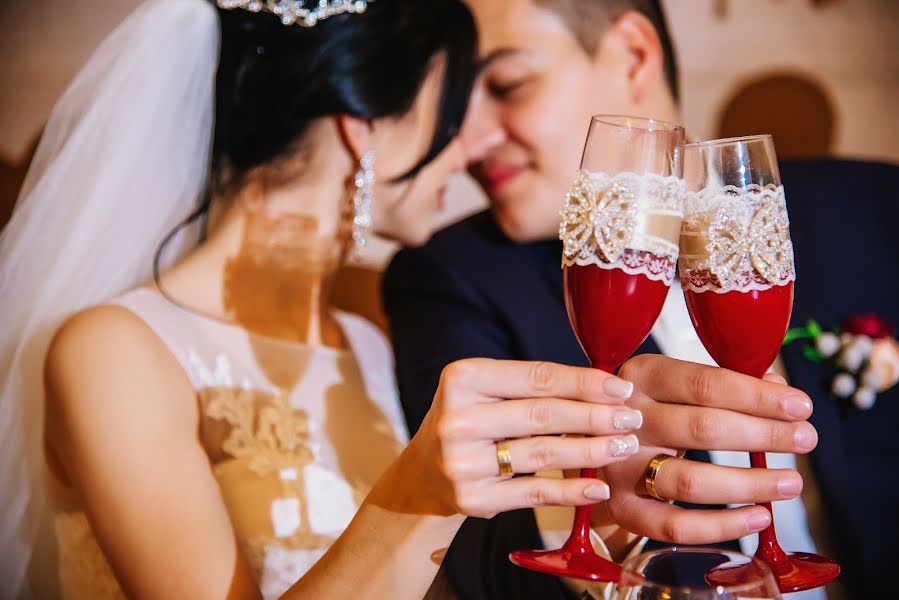 Fotógrafo de casamento Nadezhda Grigorova (fotogrina). Foto de 2 de dezembro 2016