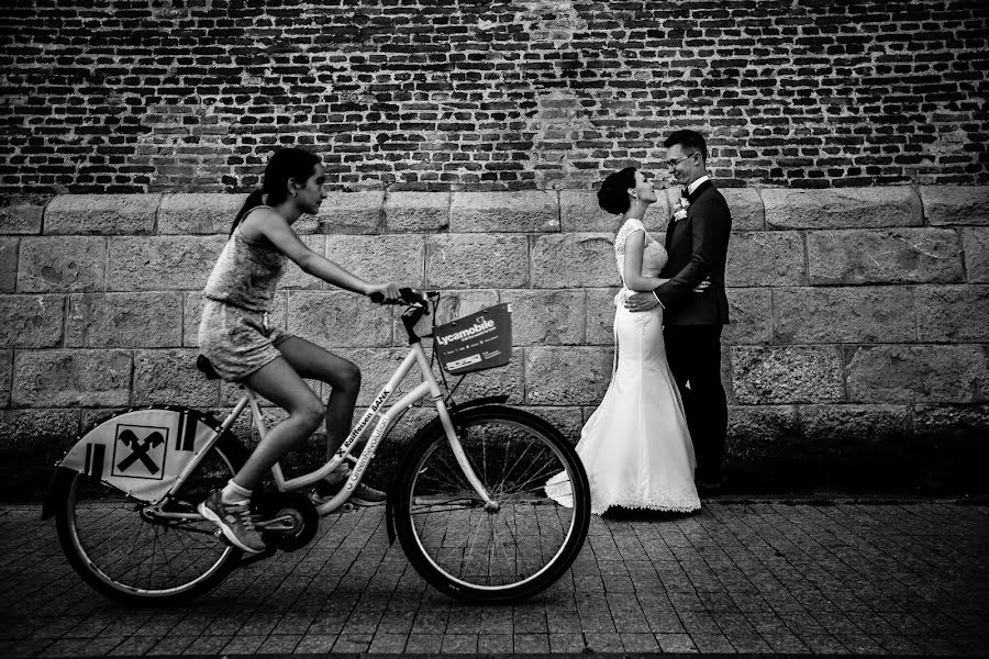 Fotógrafo de casamento Mihai Ruja (mrvisuals). Foto de 4 de janeiro 2018